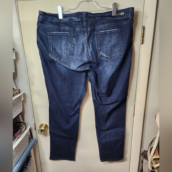 SOLD - Picture 2 of 10